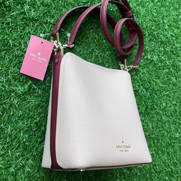 Kate Spade Darcy Small Bucket Crossbody - Picture 2 of 16